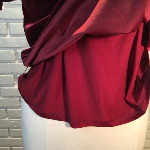 WHBM Velvet Off-the-Shoulder Top S - Picture 6 of 9